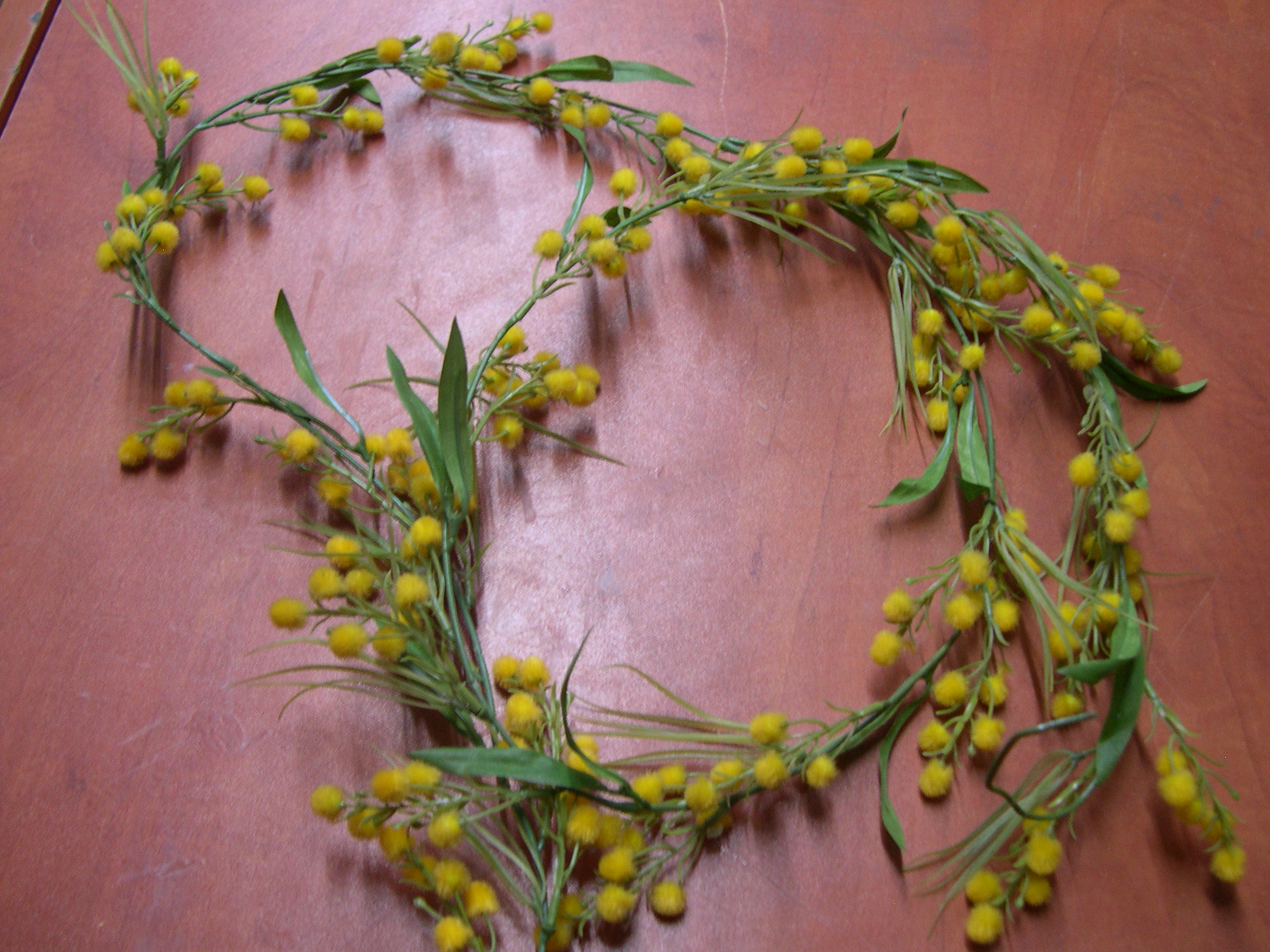 Mimosa Garland